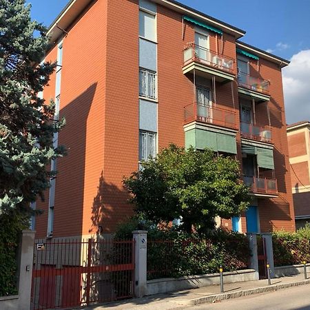 Nibu Appartamenti - Appartamento Centrale Comodo A Tutto, Anche A Villa Chiara Casalecchio Di Reno Exterior foto